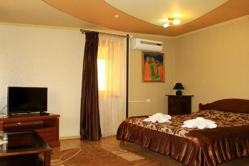 Argo Premium Hotel Lviv Exterior photo