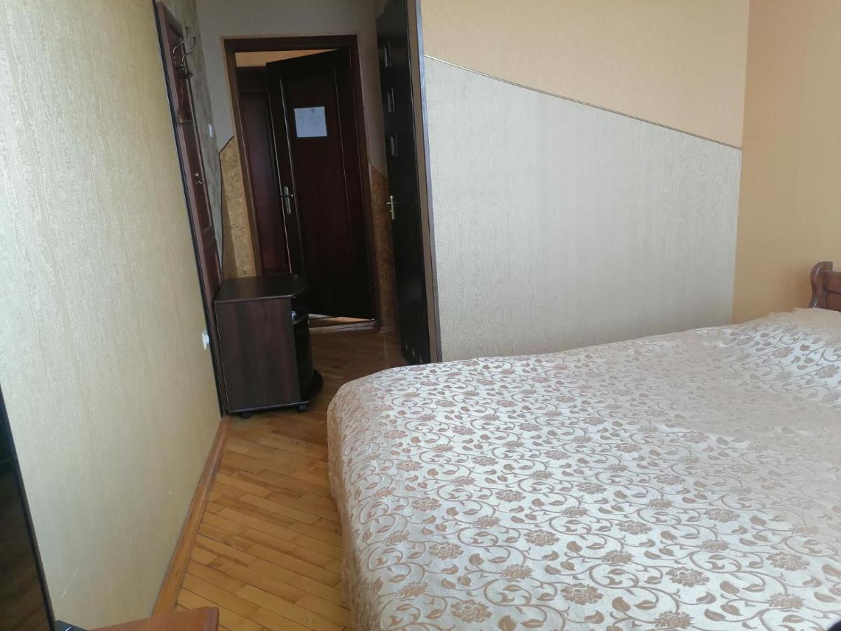 Argo Premium Hotel Lviv Exterior photo