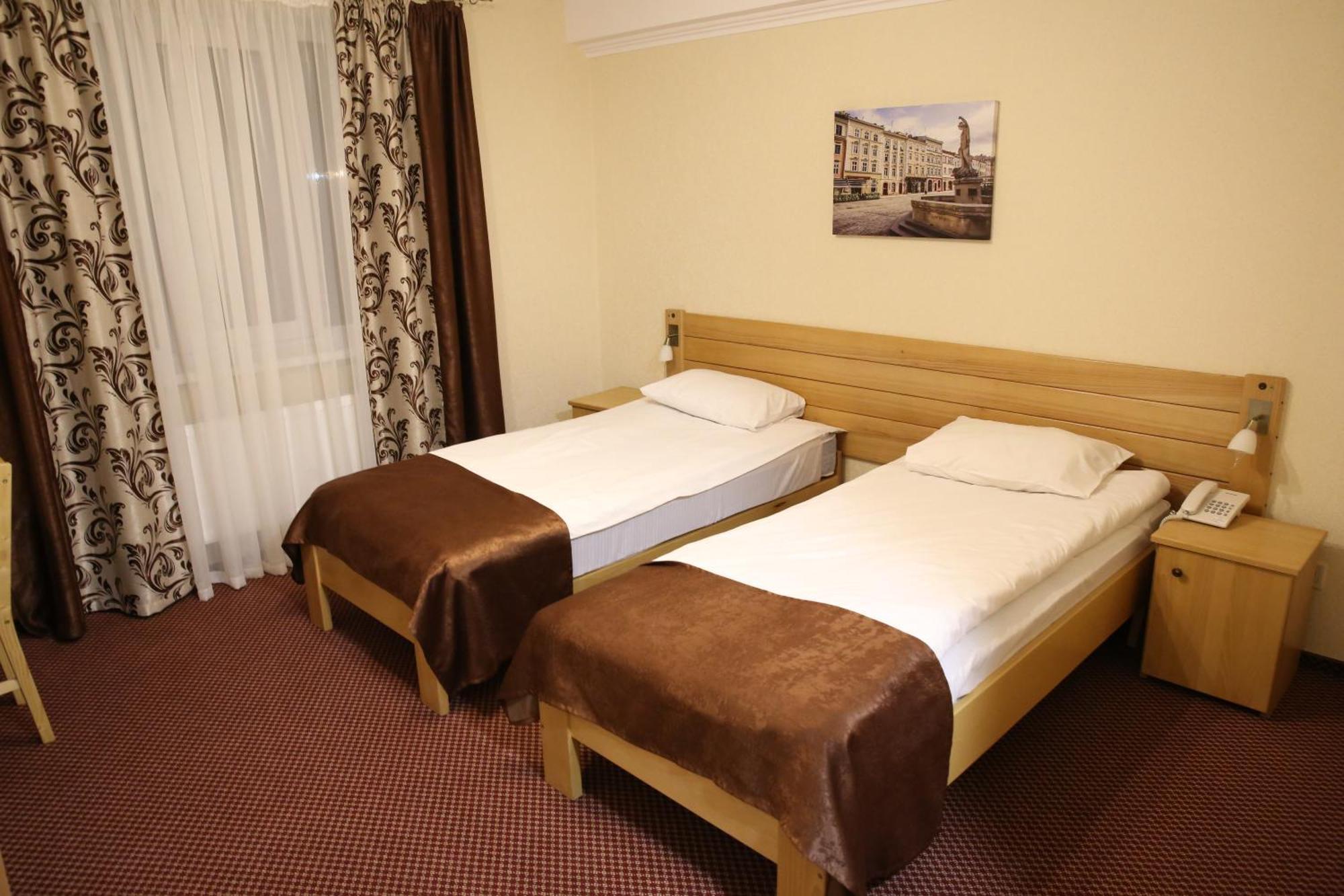 Argo Premium Hotel Lviv Exterior photo